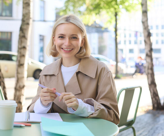Hormone Replacement Therapy (HRT & BHRT)